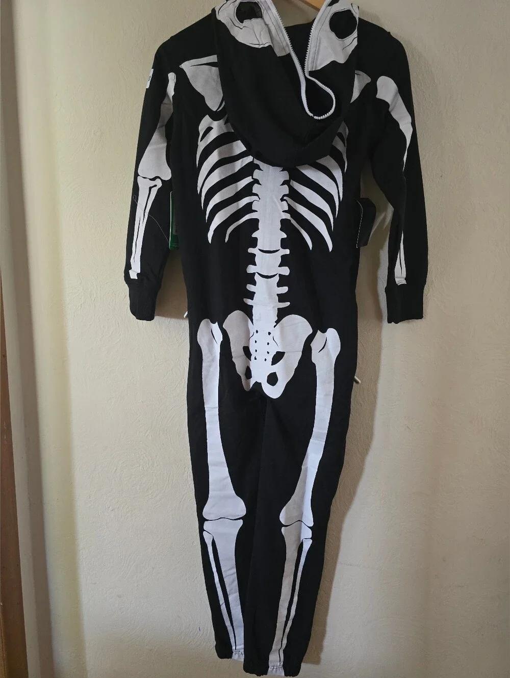 NWT! Tipsy Elves, Unisex Youth Skeleton Hooded Onsie Jumpsuit Youth XL, MSRP $55